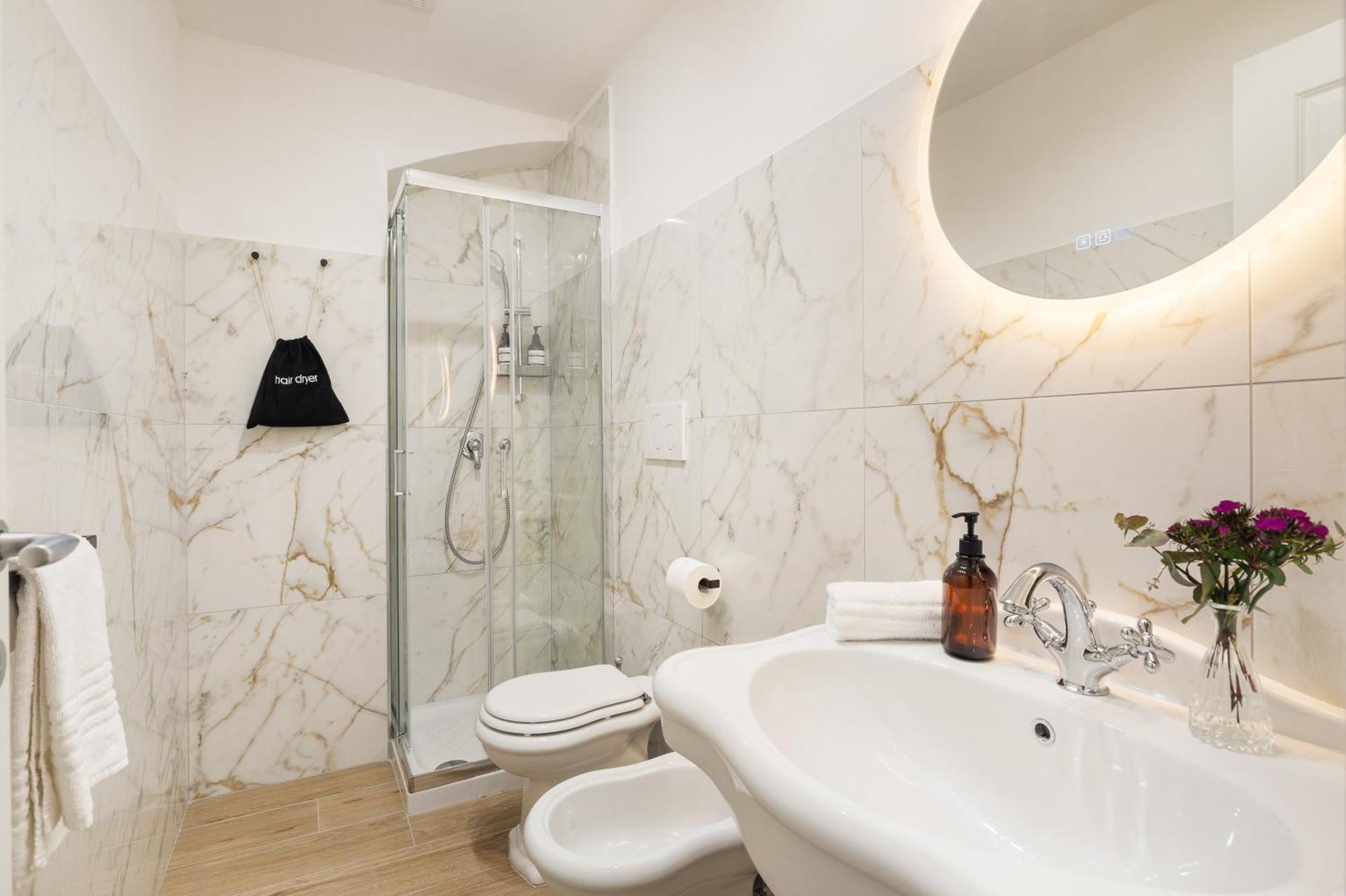 Leopardo Boutique Apartment In Trastevere Rzym Zewnętrze zdjęcie